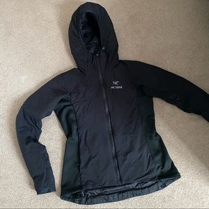 Arc’teryx ATOM LT black hoody jacket Small